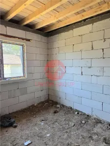 Casa la Cheie, 4 Camere Decomandat, Lumina - foto 10