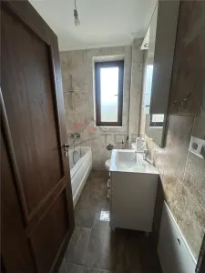 Etaj 1, bloc nou, 1 camera decomandat zona Galata_Platoul Insorit - foto 4