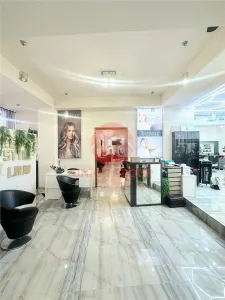 Spatiu Comercial Imens, cu Vad, Zona ICIL - foto 3