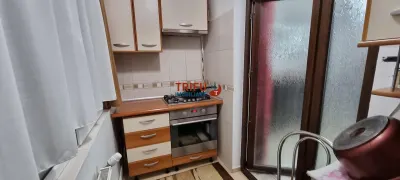 Apartament 3 camere de vanzare Cetate 70 mp mobilat si utilat - foto 3