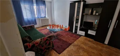 Apartament 3 camere etaj 1 zona  Liceul Sportiv - foto 2