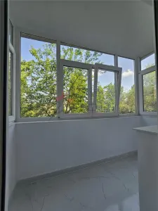 Etaj 1 - Piata Dacia, 4 camere decomandat cu 2 bai, liber - foto 11