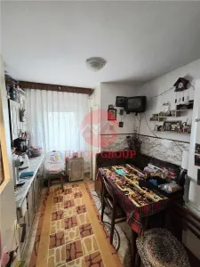 Apartament 3 camere, Etaj 1, Navodari - Navodari