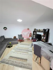 Casa Renovata, Teren 600 mp, 2 Intrari Separate, Navodari Zona Kaufland - foto 2