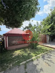 Casa Renovata, Teren 600 mp, 2 Intrari Separate, Navodari Zona Kaufland - foto 21