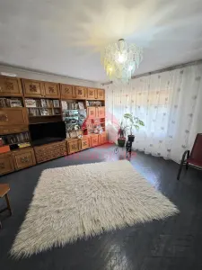 Casa 3 Camere, Teren 230 mp, Zona Excelenta in Medeea - foto 4