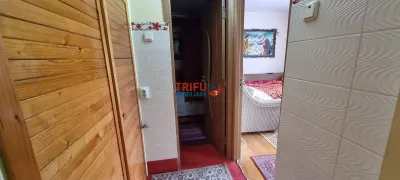 Apartament 3 camere etaj 1 loc de parcare si boxa zona Cetate - foto 3