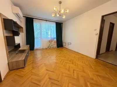 Apartament 3 camere semidecomandat, Podu Ros - Titu Maiorescu - Iasi