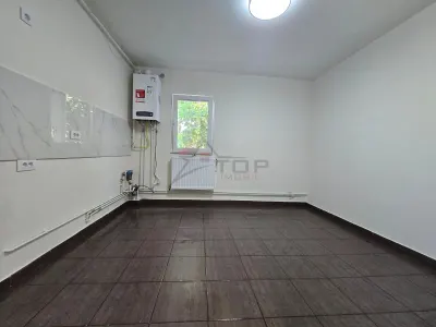 Apartament 2 camere Decomandat - CUG - Renovat - foto 3