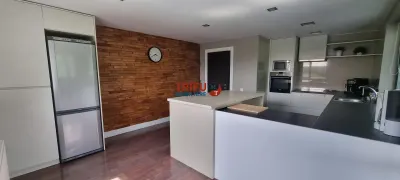 Casa deosebita cu piscina situata in apropierea orasului - foto 11