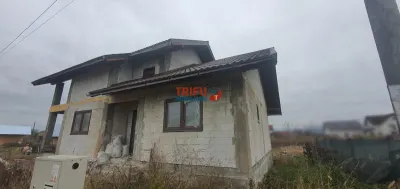 Casa noua P+M 450 mp teren zona in plina dezvoltare - foto 2