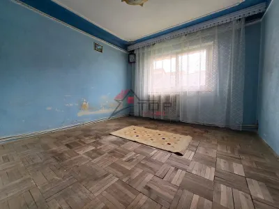 Frumoasa - Str. Neptun , 3 camere decomandat, liber - foto 4