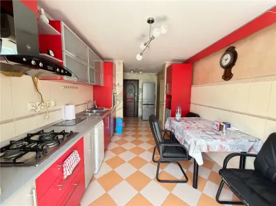 Apartament 3 camere DECOMANDAT, etaj 1,  Poitiers - Frumoasa - foto 4