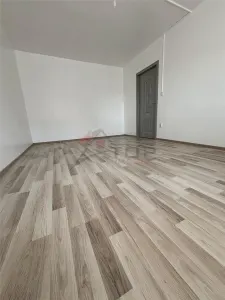 Mircea cel Batran, etaj intermediar, 2 camere decomandat, 54mp - foto 1