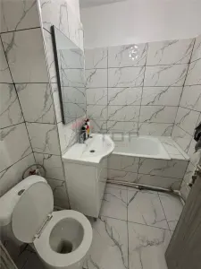 Mircea cel Batran, etaj intermediar, 2 camere decomandat, 54mp - foto 10