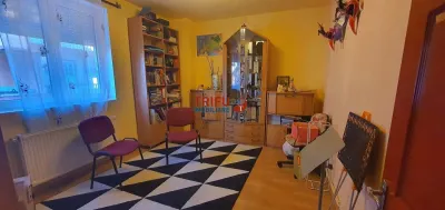Casa individuala 7 camere in zona Pietei Cetate - foto 5