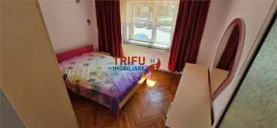 Apartament complet decomandat, 3 camere, 2 băi și garaj inclus - foto 2