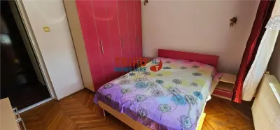 Apartament complet decomandat, 3 camere, 2 băi și garaj inclus - foto 4