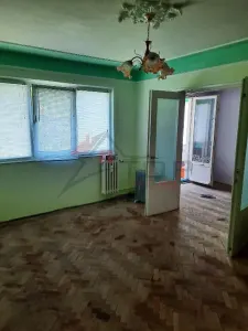 Etaj 1 - Alexandru Familial, 2 camere model cu geam la baie, liber - foto 2