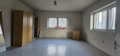 Casa de vanzare cu functiuni multiple in Petresti - foto 4