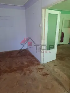 Etaj 1 - Alexandru Familial, 2 camere model cu geam la baie, liber - foto 3