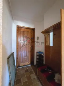 Mircea cel Batran , 2 camere decomandat, etaj intermediar, liber - foto 2