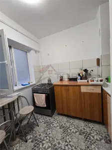 Dacia - Scoala Alexandru Vlahuta , 2 camere model cu geam la baie, etaj intermediar - foto 9