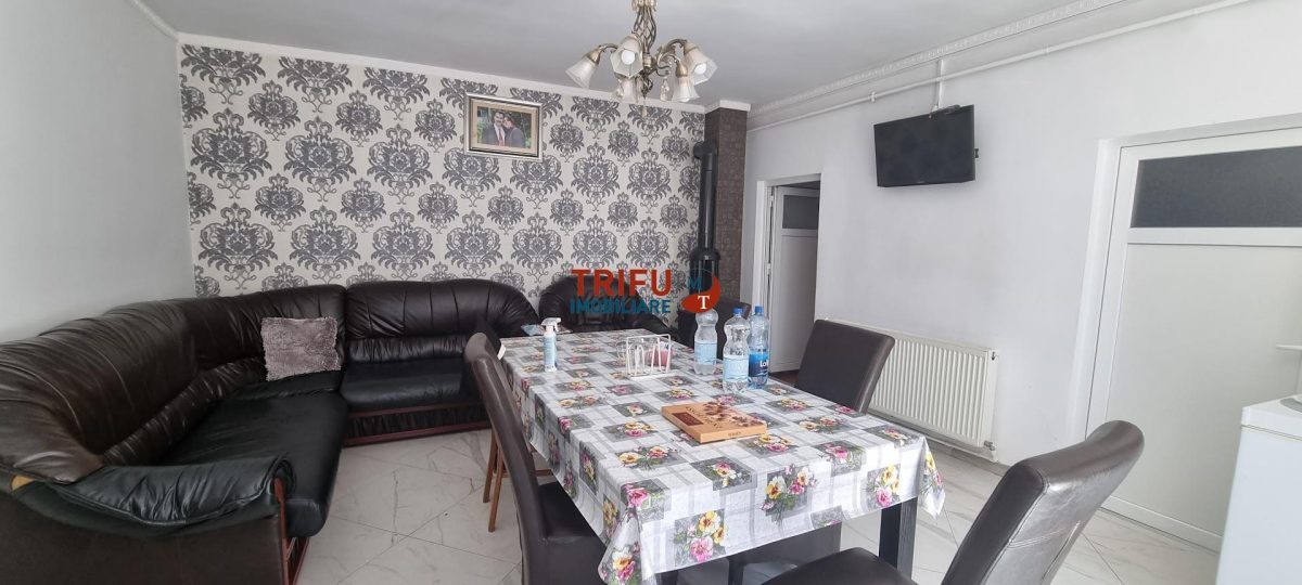 Casa de vanzare 160mp+ casa mai mica de 40mp - Alba Iulia
