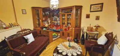 Casa de vanzare 6 camere, 300 mp construiti, ultracentral - foto 2