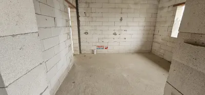 Casa de vanzare cu 438 mp teren in cartierul Orizont - foto 4