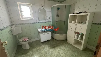Spatiu Comercial de vanzare zona buna - foto 12