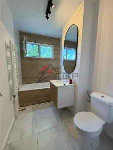 Apartament 3 camere semidecomandat, Podu Ros - Titu Maiorescu - Iasi