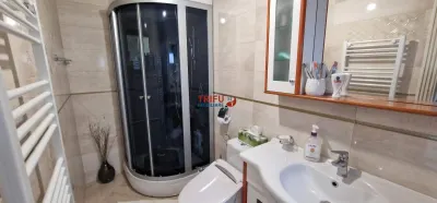 Casa de vanzare cu finisaje deosebite - foto 9