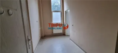 Spatiu comercial 270 mp de inchiriat Cetate pretabil clinica medicala - foto 11