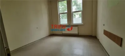 Spatiu comercial 270 mp de inchiriat Cetate pretabil clinica medicala - foto 12