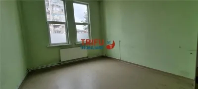 Spatiu comercial 270 mp de inchiriat Cetate pretabil clinica medicala - foto 3