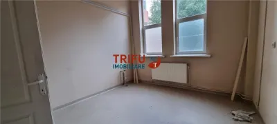 Spatiu comercial 270 mp de inchiriat Cetate pretabil clinica medicala - foto 10