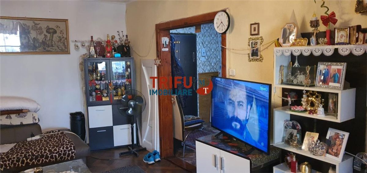 Apartament 3 camere de vanzare - Alba Iulia