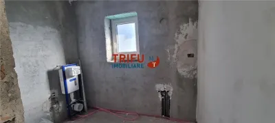 Casa pe nivel in Micesti la asfalt 408 mp teren - foto 14