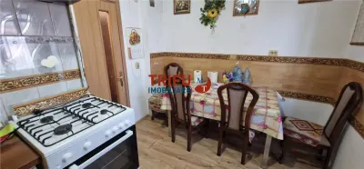 Apartament 3 camere decomandat zona Mercur- Cetate - foto 7