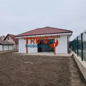 Casa de vanzare pe un nivel la cheie in Barabant - foto 12