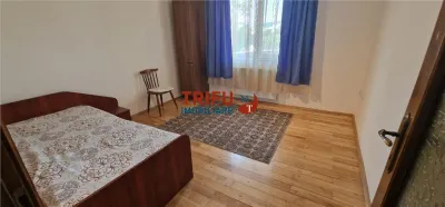Apartament 3 camere etaj 1 zona Cetate - foto 3