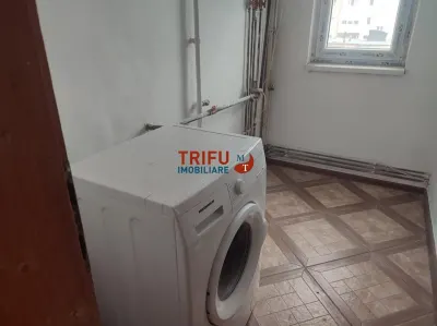 Apartament 3 camere de vanzare etaj intermediar zona Bulevard - foto 7