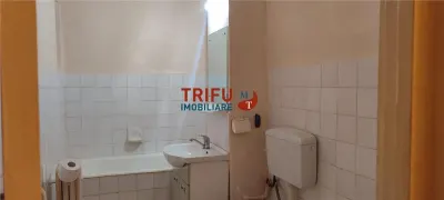 Apartament 2 camere etaj intermediar de vanzare zona Spital - foto 10