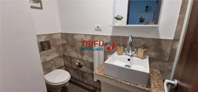 Casă tip pensiune de vânzare cu 6 camere și o casă adiacentă, zona Schit - foto 17