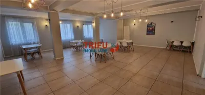 Casă tip pensiune de vânzare cu 6 camere și o casă adiacentă, zona Schit - foto 9