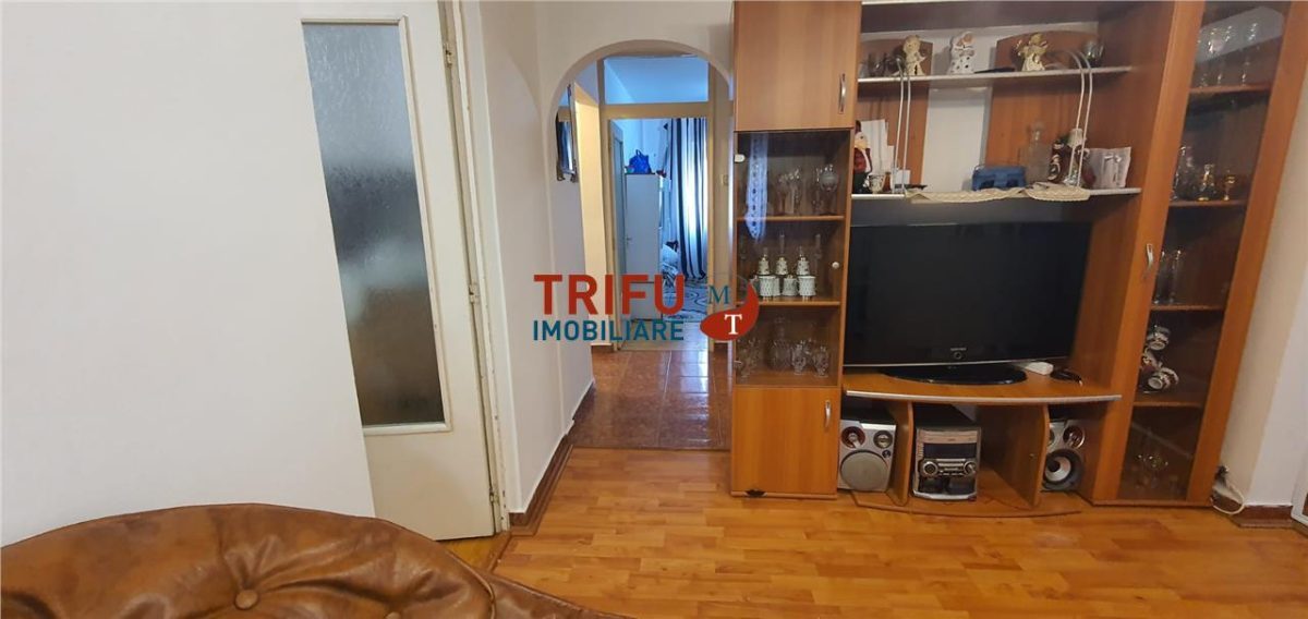 Apartament 3 camere de vanzare zona Dedeman - Alba Iulia