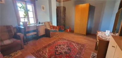 Casa de vanzare 6 camere zona Gara Alba Iulia 869mp teren - foto 12