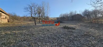 Teren intravilan de vanzare in Ampoita 1365 mp - Ampoita