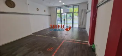 Spatiu cu vad comercial de închiriat în Cetate - foto 2